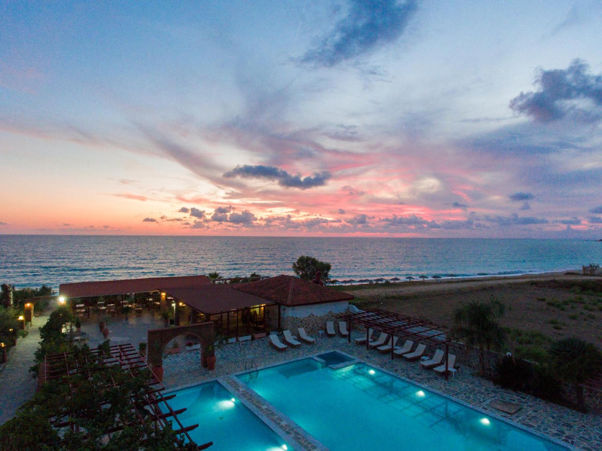 Poseidon Beach Hotel Kastrosikia Luaran gambar