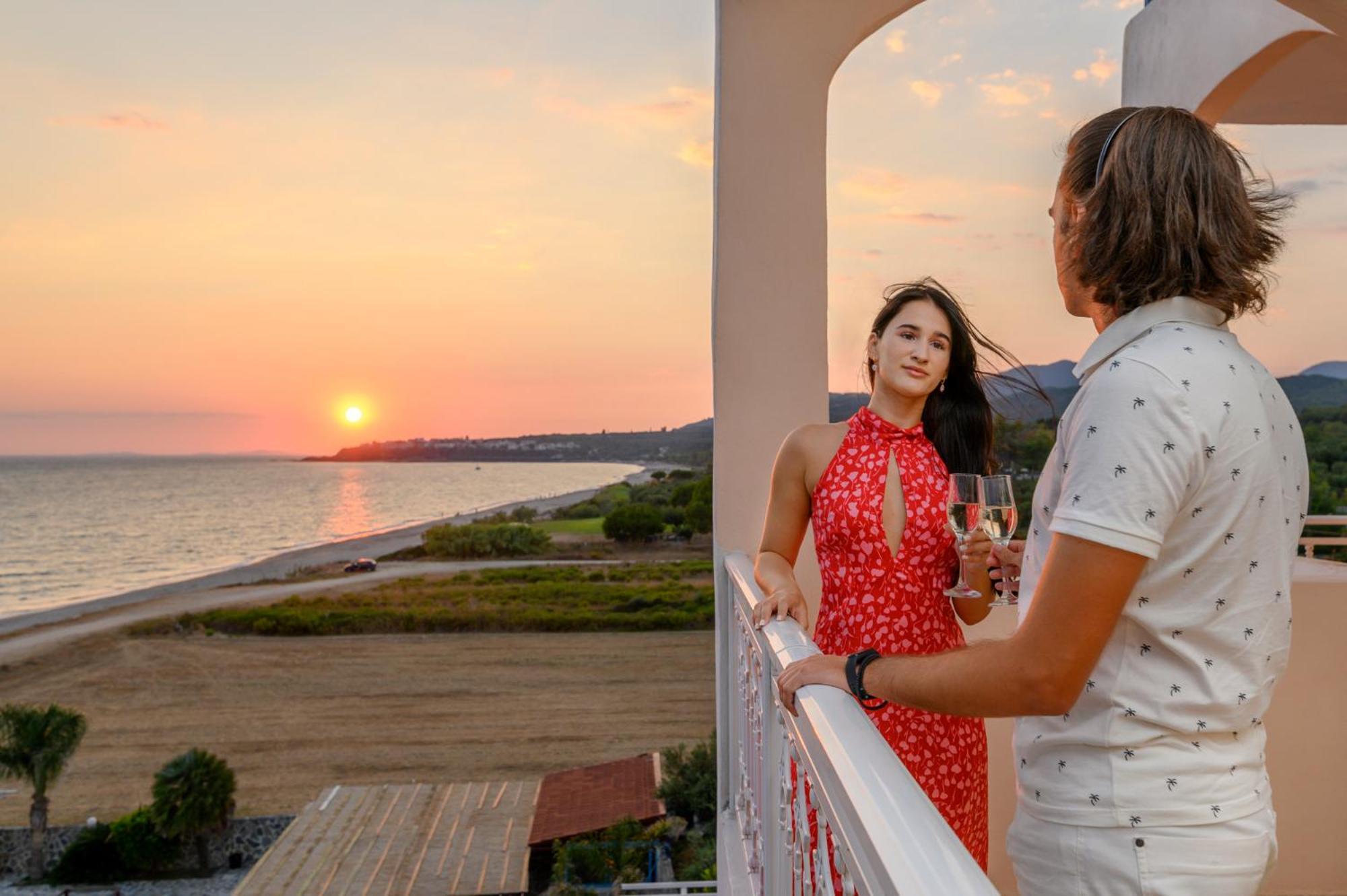Poseidon Beach Hotel Kastrosikia Luaran gambar