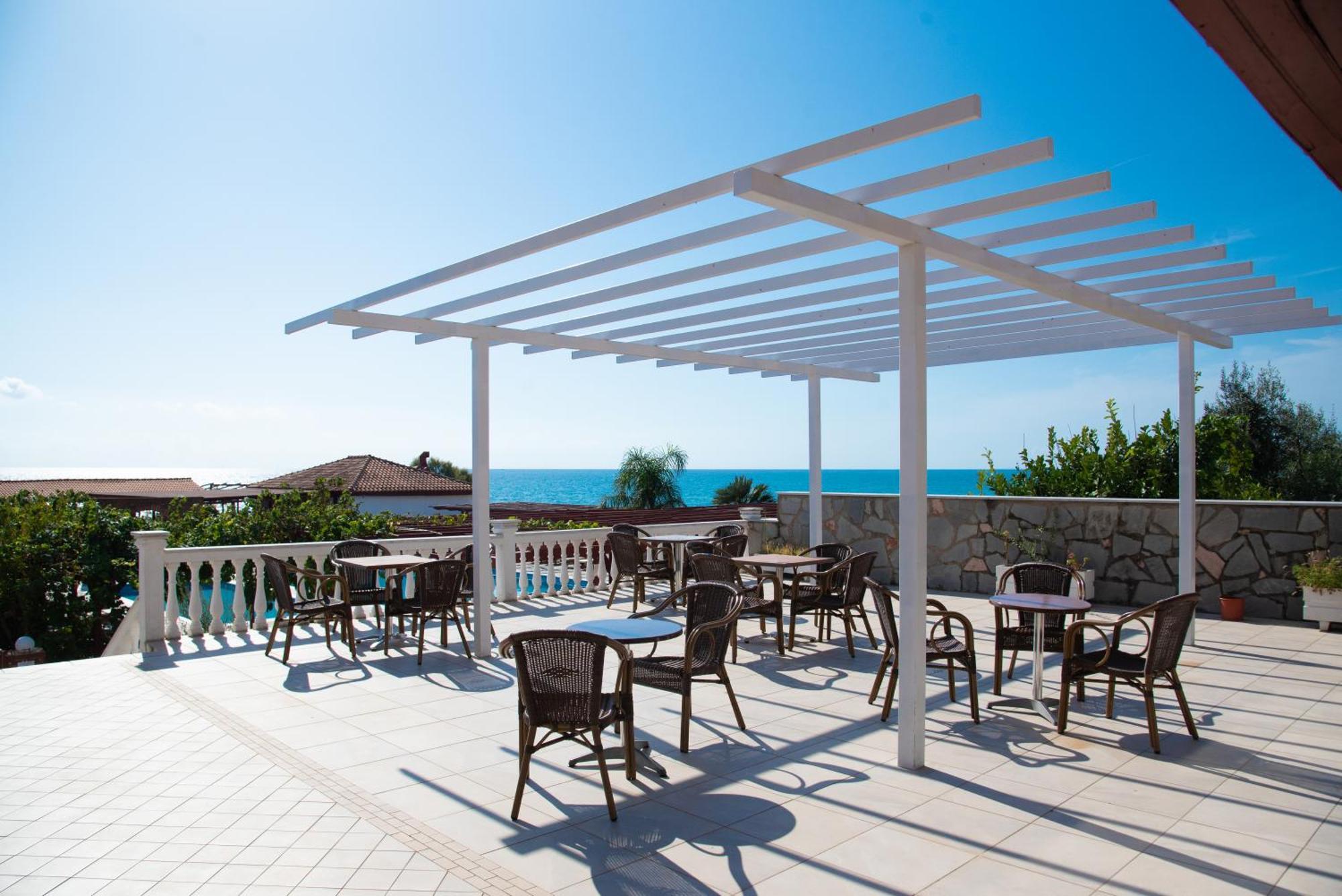 Poseidon Beach Hotel Kastrosikia Luaran gambar