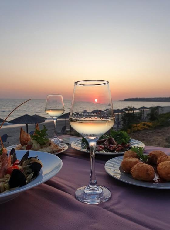 Poseidon Beach Hotel Kastrosikia Luaran gambar